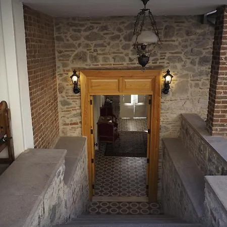 Dutlu Esmirna